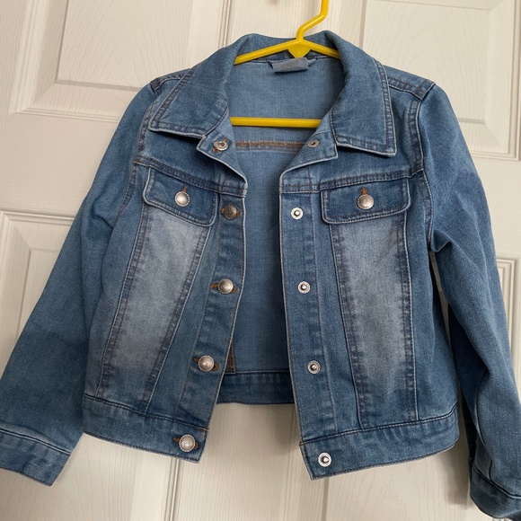 Jean jacket - Picture 1 of 4